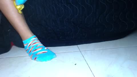 Snapshot of sweet_bubblee chatting on 11.10.25 Bubbles online show from 11.10.25