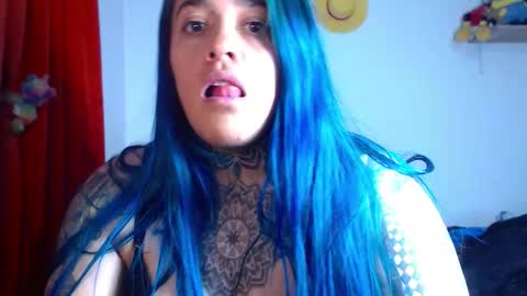 Snapshot of sweet_bubblee chatting on 11.27.25 Bubbles online show from 11.27.25