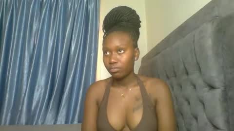 Camila online show from 11.04.25