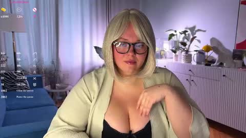 Caroline online show from 04.26.26