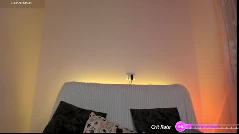 Snapshot of sweet_carine chatting on 12.02.24 camil online show from 12.02.24