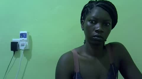 sweet_cherie1 online show from 05.17.26