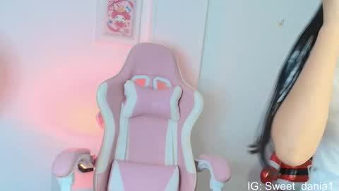 sweet_dania_ online show from 02.04.26