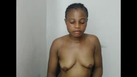 Snapshot of sweet_ebonycum chatting on 04.30.26 sweet_ebonycum online show from 04.30.26