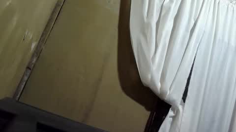 Snapshot of sweet_echa chatting on 10.23.25 Echa online show from 10.23.25