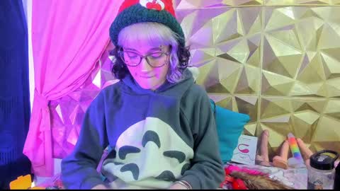  emmili  online show from 12.23.24