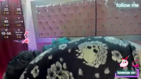 Snapshot of sweet_emmili chatting on 02.02.26 emmili online show from 02.02.26