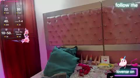 Snapshot of sweet_emmili chatting on 02.19.26 emmili online show from 02.19.26