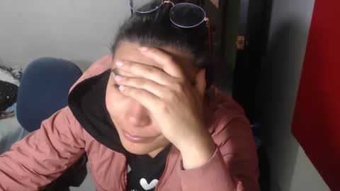 Snapshot of sweet_fantasy_couple chatting on 02.26.25 sweet_fantasy_couple online show from 02.26.25