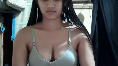 Hazel online show from 02.17.26