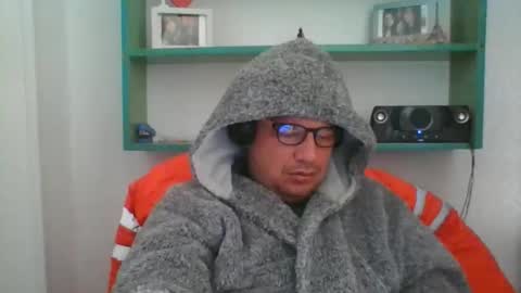 Snapshot of sweet_kisses_ chatting on 11.09.25 sweet_kisses_ online show from 11.09.25