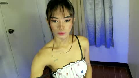 sweet_kyliexx online show from 06.15.26