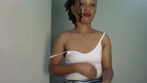 Snapshot of sweet_likey chatting on 03.30.26 sweet likey online show from 03.30.26