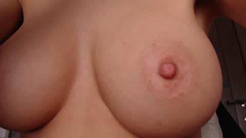 Jen online show from 11.11.25