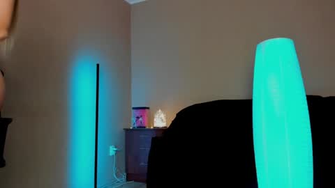 Jen online show from 11.20.25