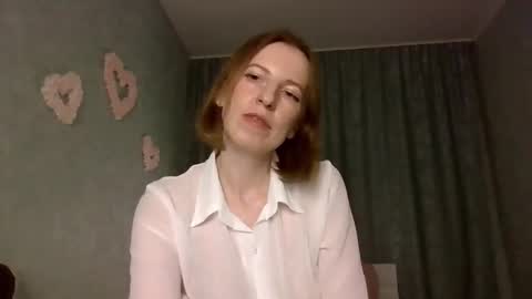 Snapshot of sweet_lilbunny chatting on 09.21.25 sweet_lilbunny online show from 09.21.25