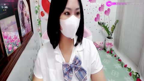 Snapshot of sweet_lily0 chatting on 10.05.25 Lily online show from 10.05.25