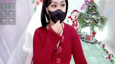 Snapshot of sweet_lily0 chatting on 12.03.25 Lily online show from 12.03.25