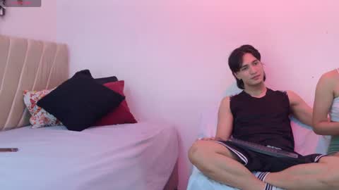 Mia online show from 05.11.26