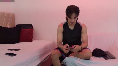 Mia online show from 05.17.26