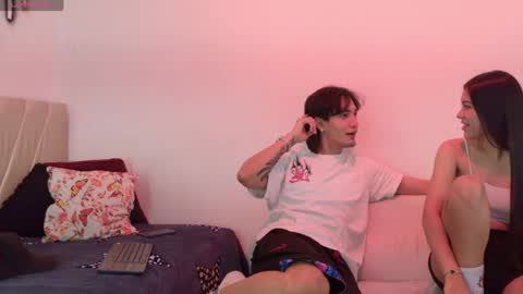 Mia online show from 05.24.26