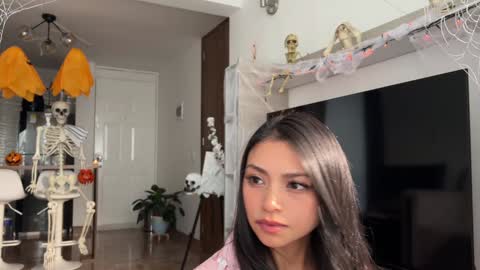 free            private online show from 10.28.25