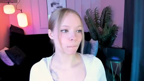 Lucy online show from 04.24.26