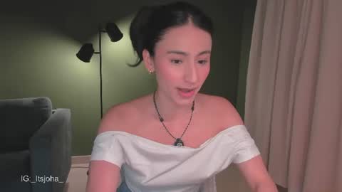 Snapshot of sweet_mara_cat chatting on 07.12.26 Mor online show from 07.12.26