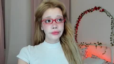 Melissa. Join me on Fansly link in social medias online show from 02.27.26