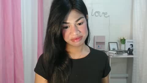 Snapshot of sweet_melonxxx chatting on 12.12.24 Melon online show from 12.12.24