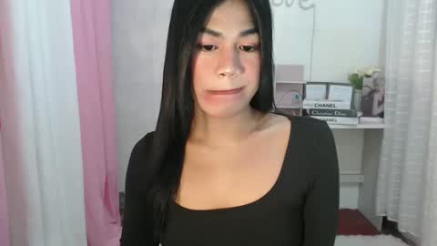 Snapshot of sweet_melonxxx chatting on 01.15.25 Melon online show from 01.15.25