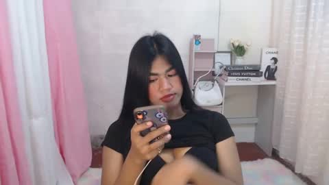 Snapshot of sweet_melonxxx chatting on 02.03.25 Melon online show from 02.03.25