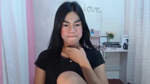 Snapshot of sweet_melonxxx chatting on 02.07.25 Melon online show from 02.07.25