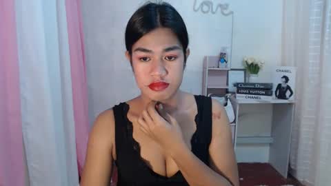 Snapshot of sweet_melonxxx chatting on 02.14.25 Melon online show from 02.14.25