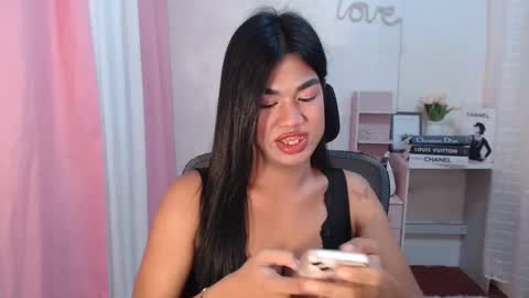 Snapshot of sweet_melonxxx chatting on 03.07.25 Melon online show from 03.07.25