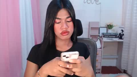 Snapshot of sweet_melonxxx chatting on 03.08.25 Melon online show from 03.08.25