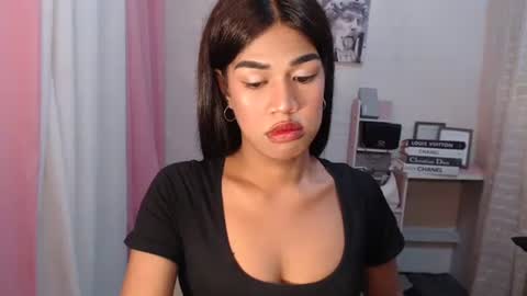 Snapshot of sweet_melonxxx chatting on 10.24.25 Melon online show from 10.24.25