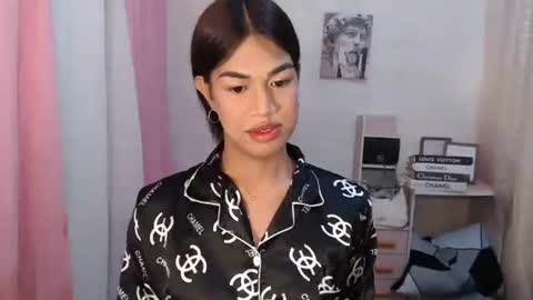 Snapshot of sweet_melonxxx chatting on 10.29.25 Melon online show from 10.29.25