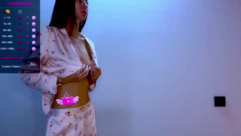 Mia online show from 02.05.26