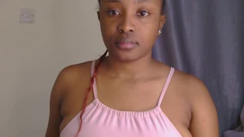 Snapshot of sweet_miah12 chatting on 02.22.26 Queen debby online show from 02.22.26