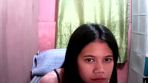 sweet_milkshake2004 online show from 10.25.25