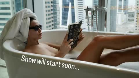 Snapshot of sweet_moan chatting on 05.31.26 Dana online show from 05.31.26