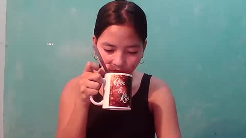Snapshot of sweet_morenaph chatting on 06.17.26 sweet_morenaph online show from 06.17.26