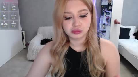 sweet_nicole_333 online show from 04.02.26