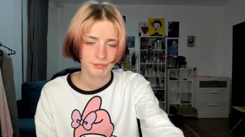 kira online show from 03.17.26