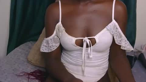 sweet peachy online show from 03.16.26