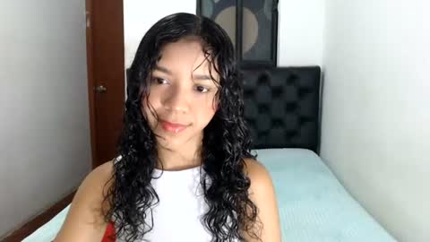 Snapshot of sweet_petite15 chatting on 07.09.26 petite sweet online show from 07.09.26