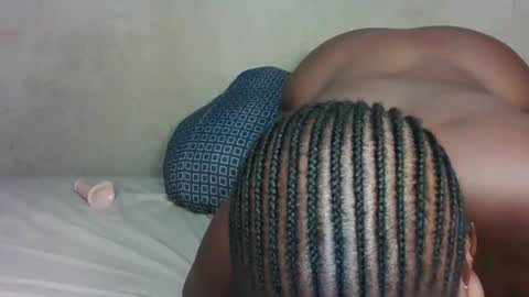 sweet_pie29 online show from 04.15.26