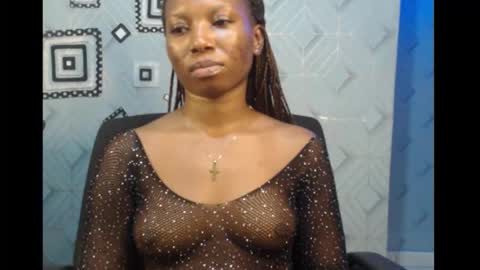 Snapshot of sweet_puna chatting on 12.31.24 Nancy online show from 12.31.24