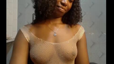 Snapshot of sweet_puna chatting on 01.23.25 Nancy online show from 01.23.25